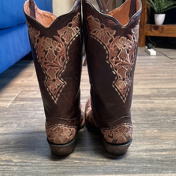 Cowtown Flower Stiching Boots - Picture 3 of 7